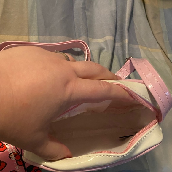 Hello Kitty Camera Style purse.  Shein brand - new in package - never used. - Picture 4 of 4
